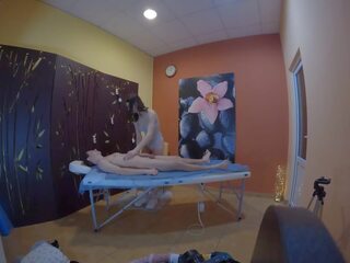 Peeping camera mesum masseuse fucks client during pijet | xhamster